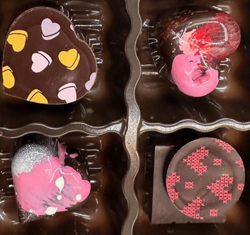chocolate-All Hearts 8 piece